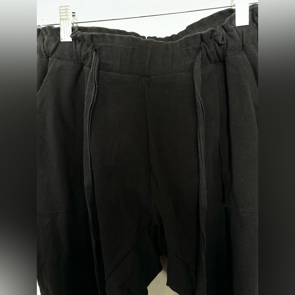 FREE PEOPLE BEACH BLACK JOGGERS SIZE SMALL - Picture 5 of 5
